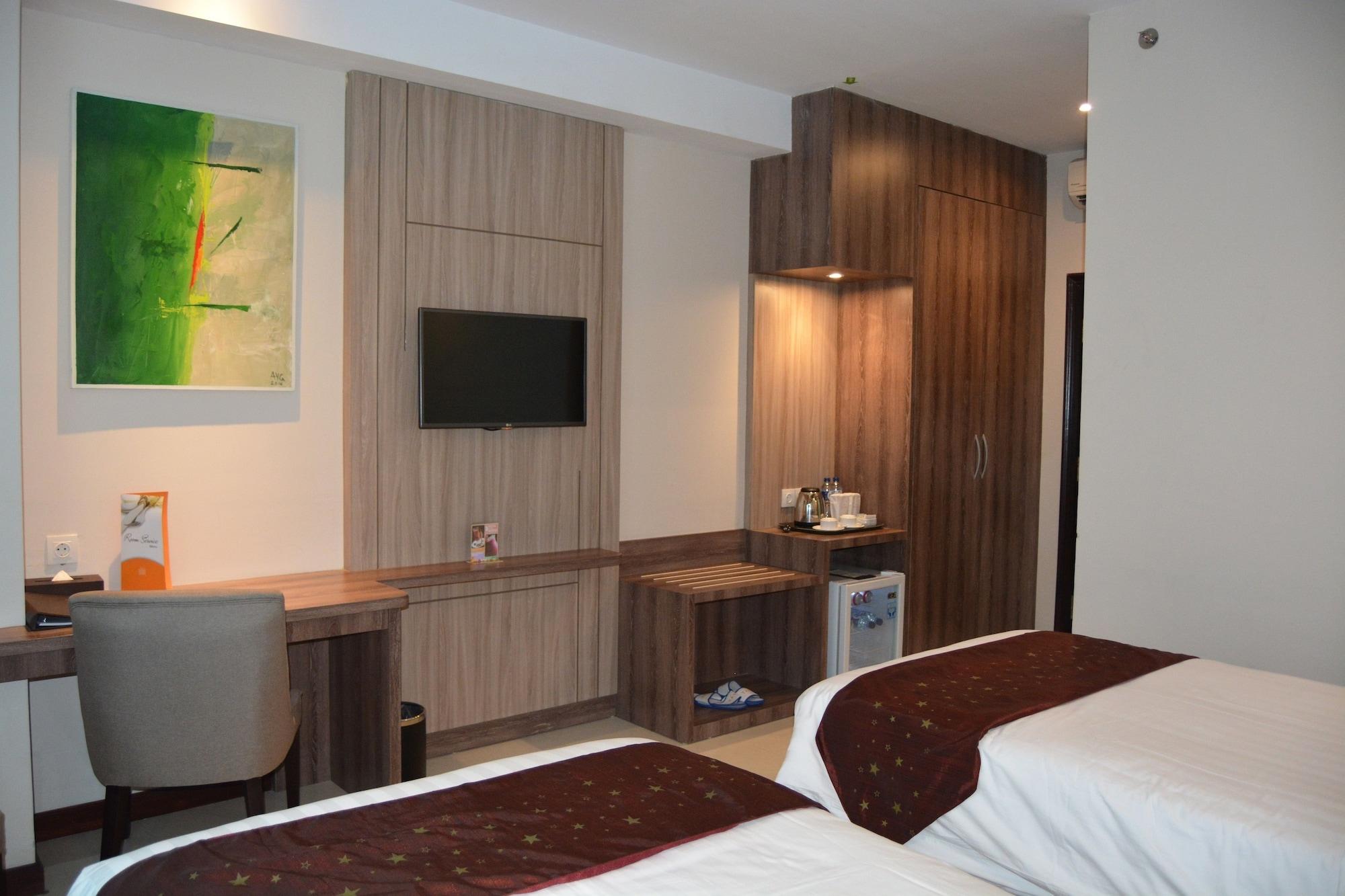Tara Hotel Yogyakarta Tugu Екстер'єр фото