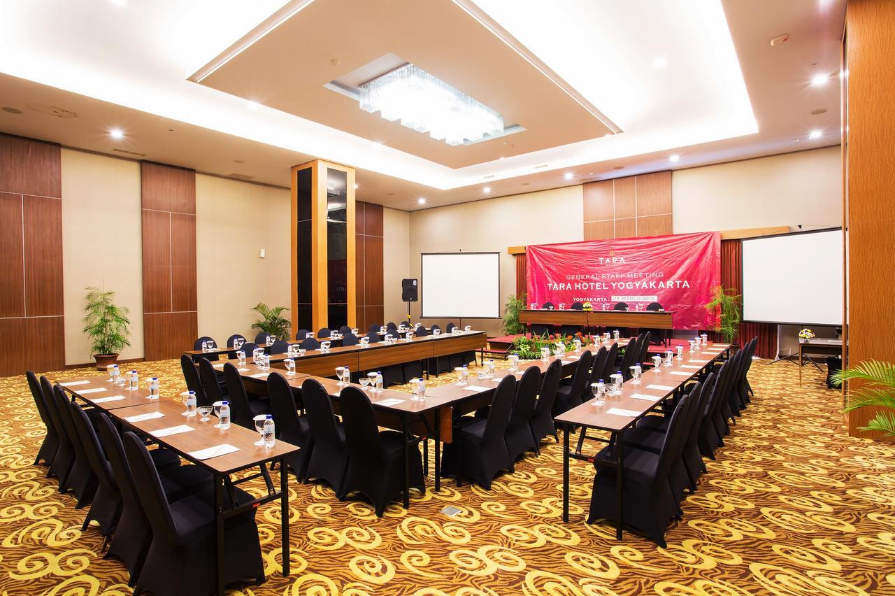 Tara Hotel Yogyakarta Tugu Екстер'єр фото
