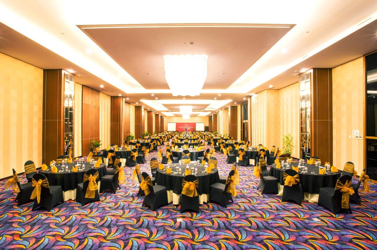 Tara Hotel Yogyakarta Tugu Екстер'єр фото